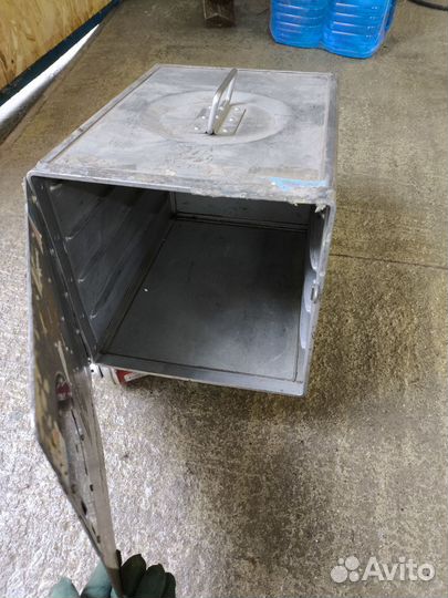 Ящик для бортового питания самолёта