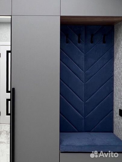 Прихожая на заказ с зеркалом