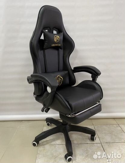 Компьютерное кресло новое Favorit черное