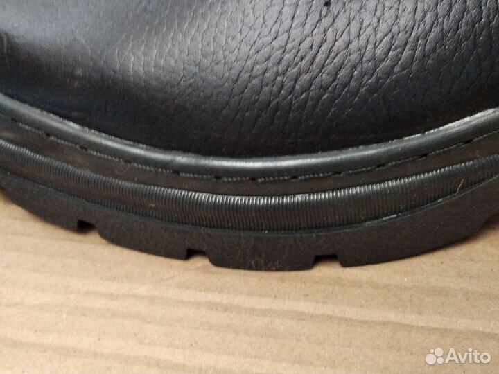 Берцы зима р.42,р,41