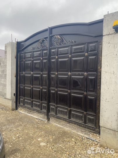 Ворота шоколадка