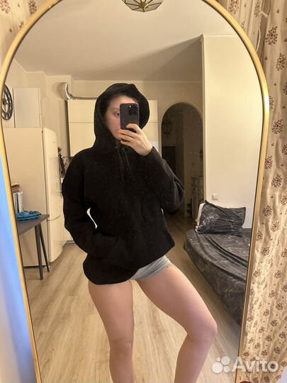 Худи nado bylo tebya srazu nahui poslat