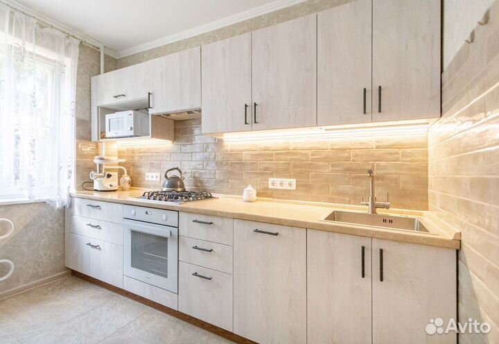 Кухня (цена за всю кухню)km-35991