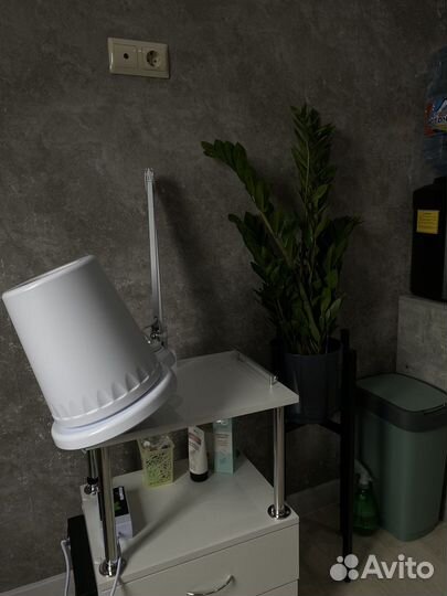 Аренда рабочего места мастеру маникюра и педикюра