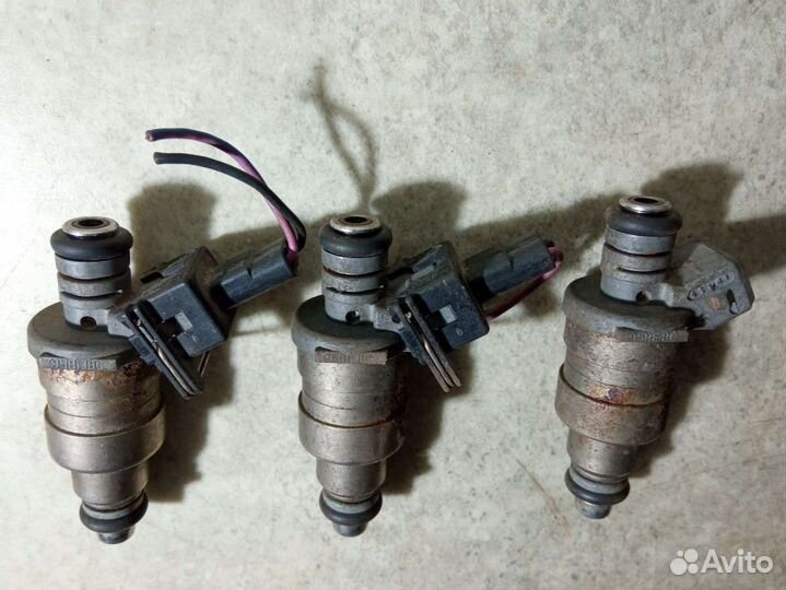 Форсунка Ford Escort 6 95bfbc