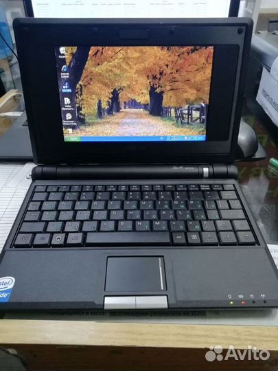 Нетбук Asus 700