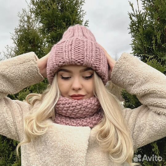 Шапка и снуд вязаные ручная работа