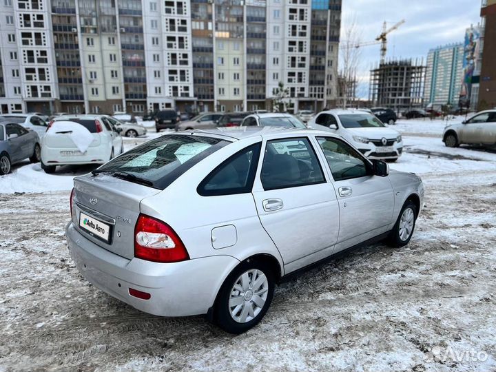 LADA Priora 1.6 МТ, 2011, 166 163 км