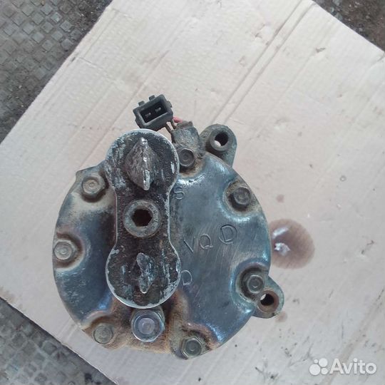 Компрессор кондиционера Volkswagen Sharan