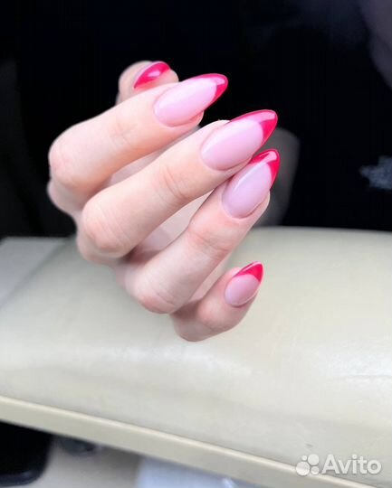 Мастер маникюра