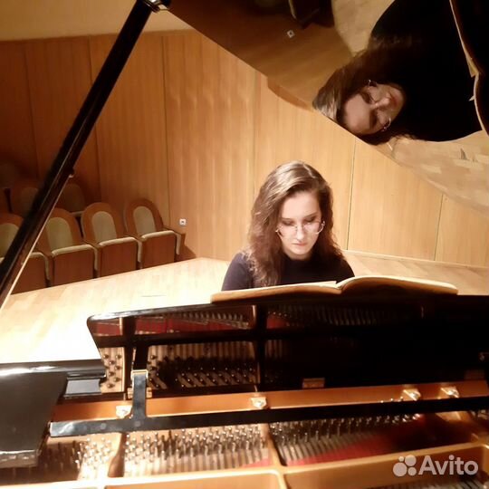 Педагог по фортепиано и сольфеджио