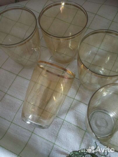 Фужеры и стаканы из цветного стекла