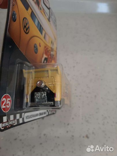 Hot Wheels Volkswagen Drag Bus Premium 1:64