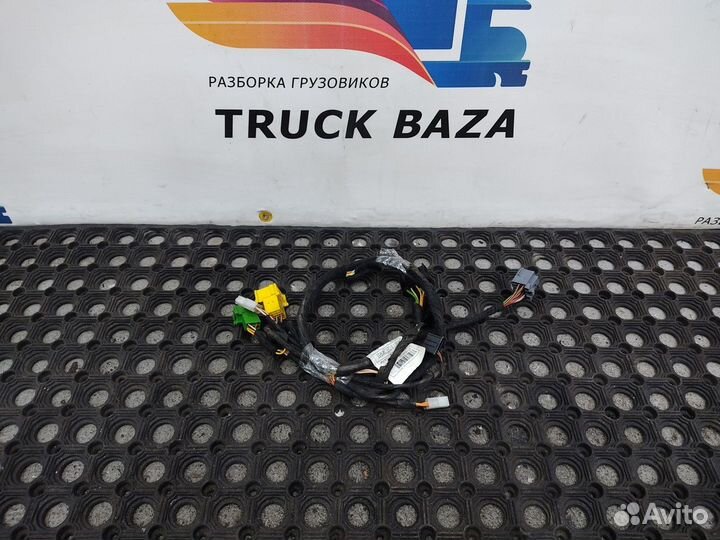 71208200 Проводка кабины Iveco Stralis