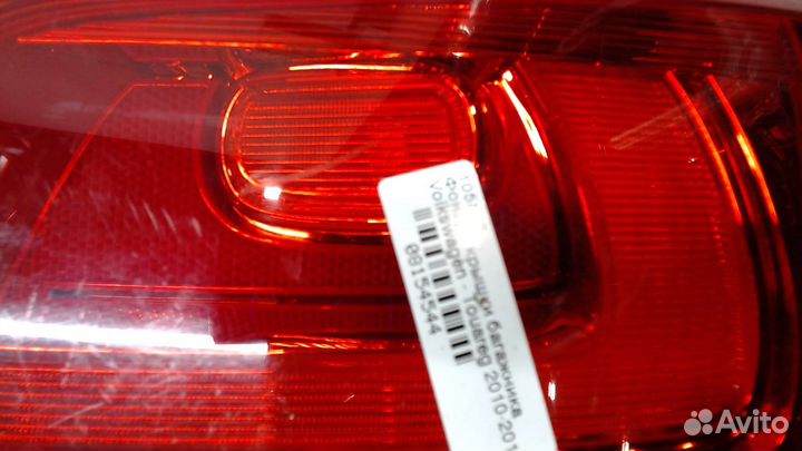 Фонарь крышки багажника Volkswagen Touareg, 2011