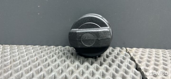 Пробка топливного бака Volkswagen Golf 4 1999