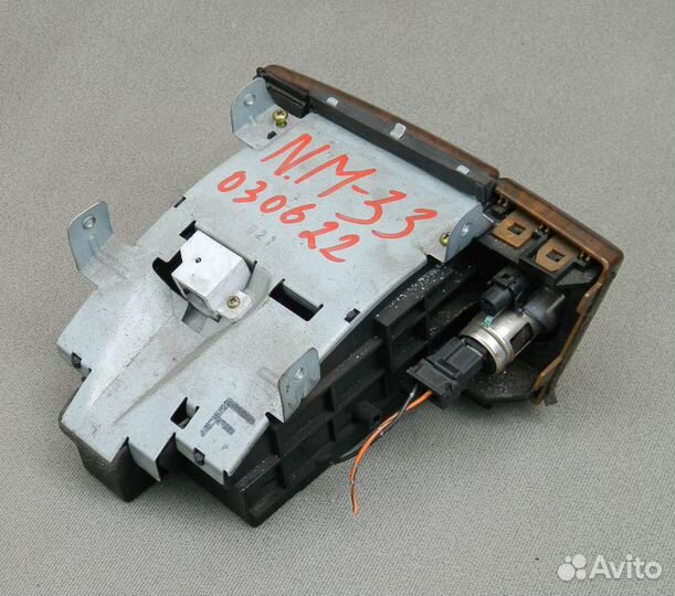 Пепельница Nissan Maxima A33