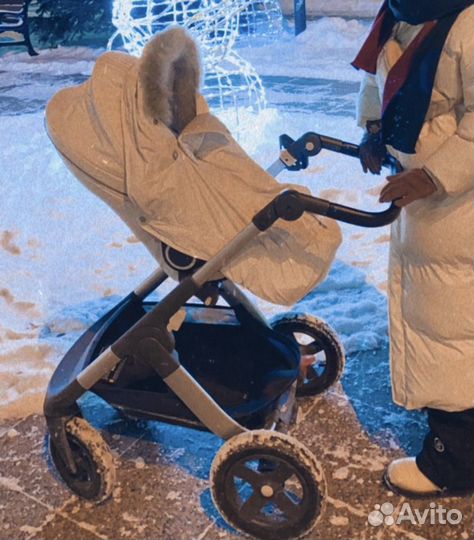Коляска stokke