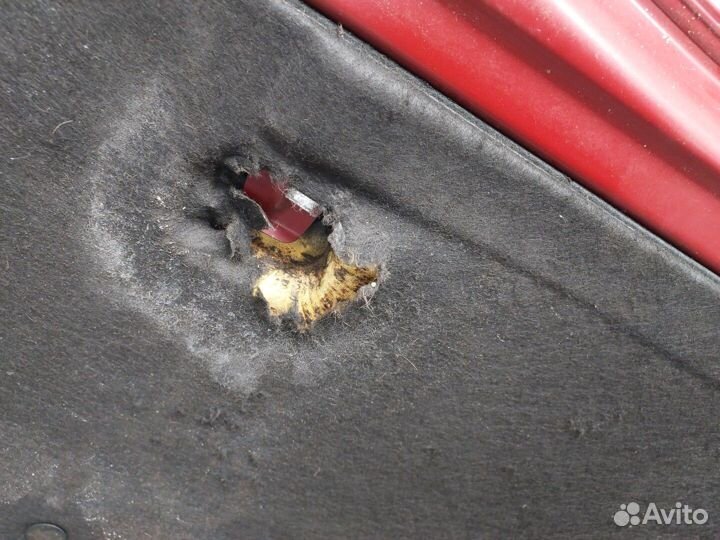 Капот Renault Clio, 2008