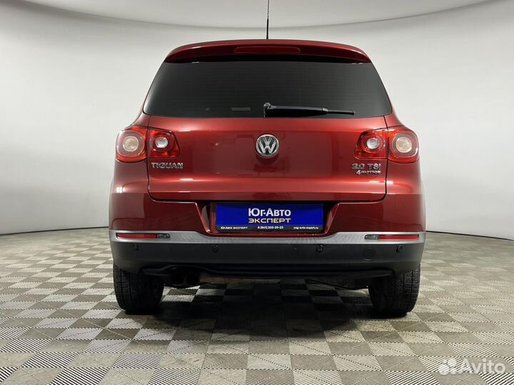 Volkswagen Tiguan 2.0 AT, 2010, 117 589 км