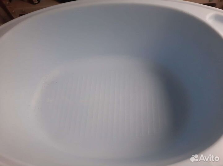 Ванночка для купания с горкой