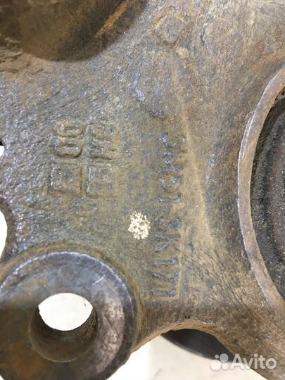 Кулак передний левый Ford Focus 2