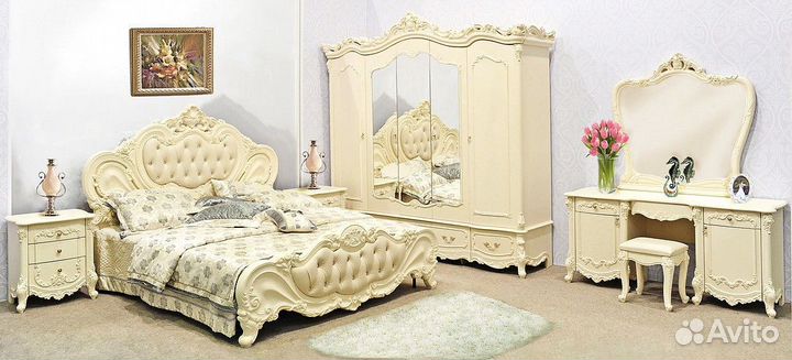 Спальный гарнитур