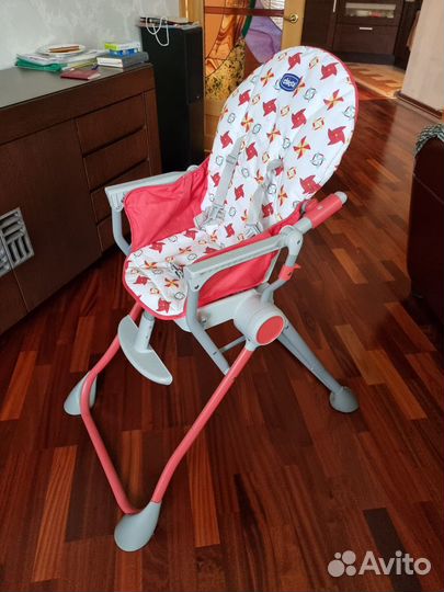 Детский стульчик для кормления Chicco
