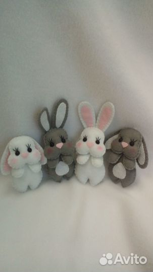 Игрушка из фетра Зайчик