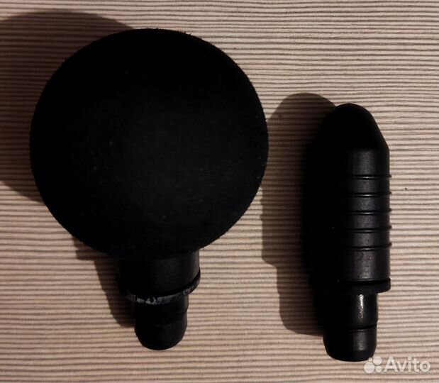 Перкуссионный массаже Massage Gun