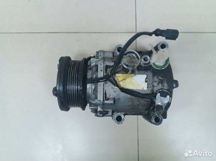 Компрессор системы кондиционирования Ford Mondeo 3 2000-2007