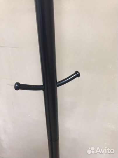 Вешалка напольная металлическая для одежды