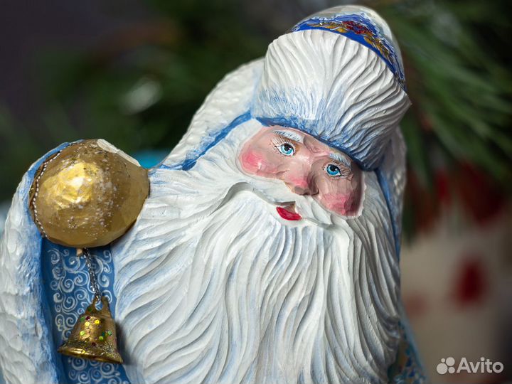 Деревянный резной Дед Мороз 25см