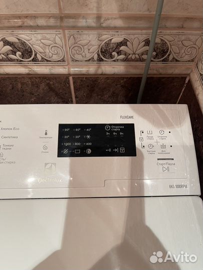 Стиральная машина Electrolux с верт загрузкой