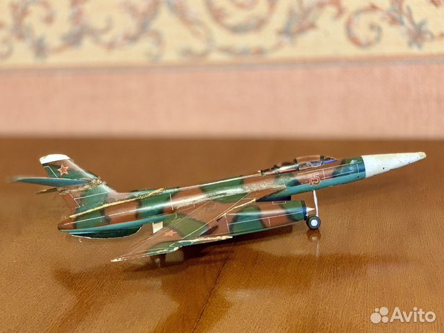 Модель самолета СССР дерево