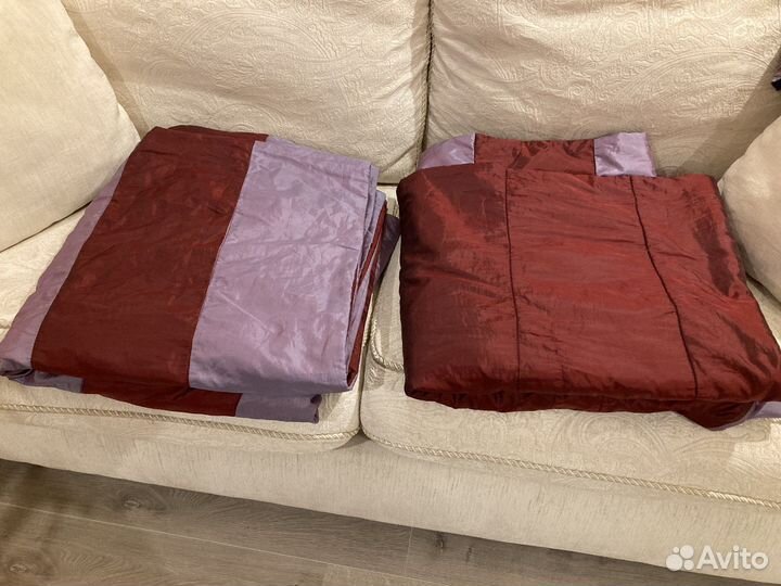 Два покрывала двусторонние 2*2,15м б/у
