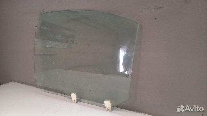 Стекло заднее левое Mitsubishi Lancer 10 седан