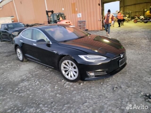 Запчасти б/у tesla model S