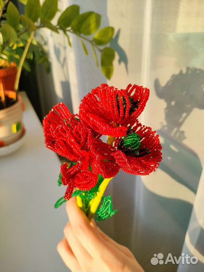 Цветы из бисера