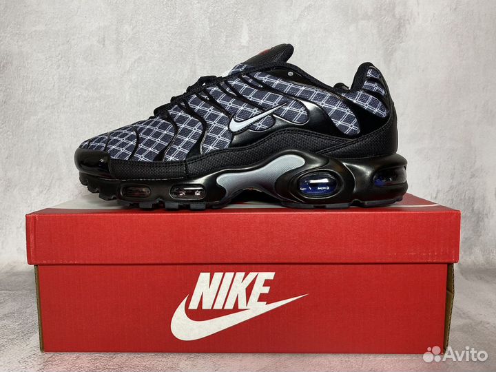 Кроссовки Nike Air Max Tn Plus