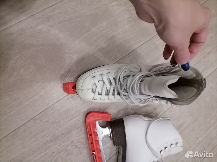 Коньки для фигурного катания wifa