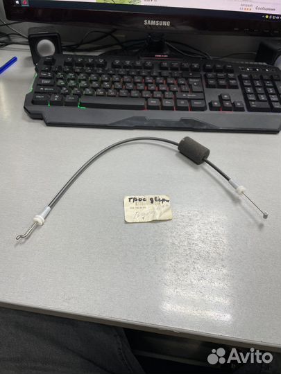 Трос открывания двери mercedes w638 v-class