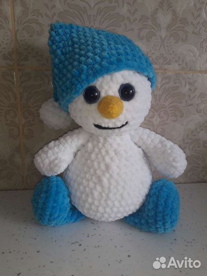 Снеговик вязаный,плюшевый