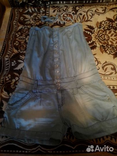 Джинсовый комбинезон