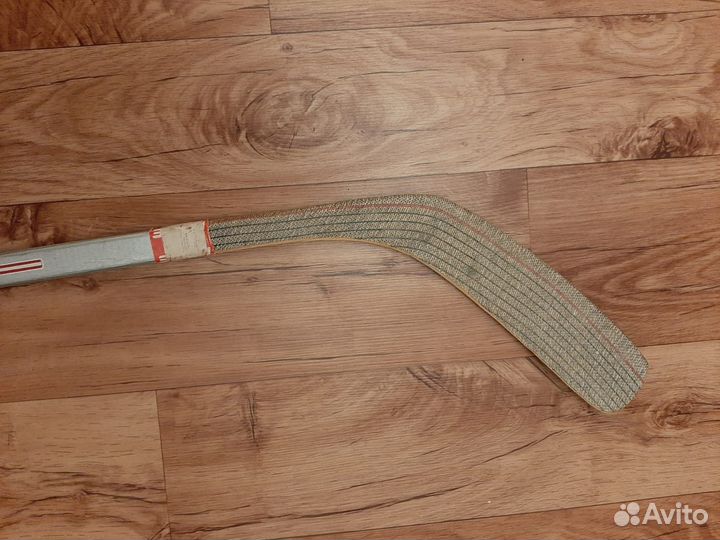 Клюшка хоккейная 118 см новая торг уместен