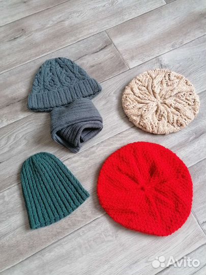 Шапки, береты женские