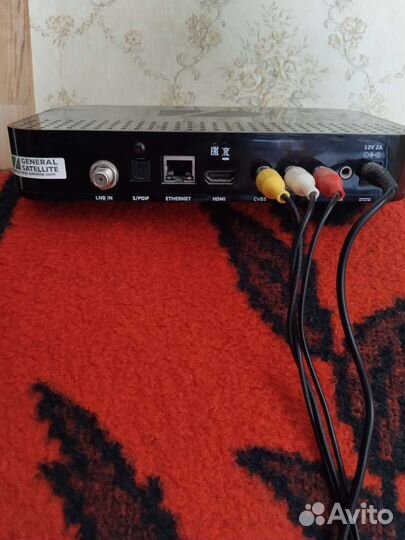 Цифровой спутниковый приемник GS B520