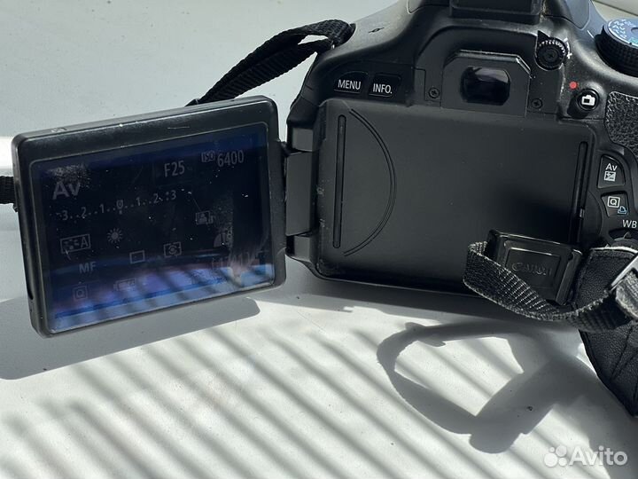 Зеркальный фотоаппарат canon 600d