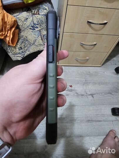 Чехол на iPhone 14 pro max uag