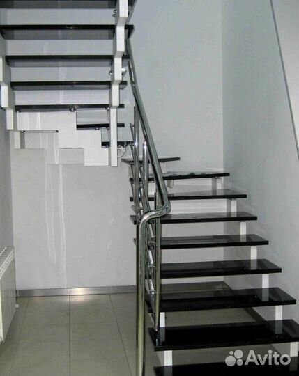 Перила деревянные с монтажем